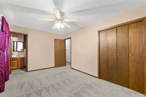 Bedroom - 191 Cedar Crest Dr, Clinton, AR 72031 photo 4 of 9