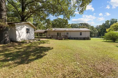 Exterior - 191 Cedar Crest Dr, Clinton, AR 72031 photo 4 of 11