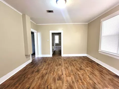 Living - 2803 W 27, Pine Bluff, AR 71603 photo 2 of 4