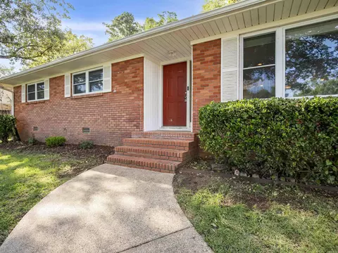 217 Yorkshire Dr, Hot Springs, AR 71901