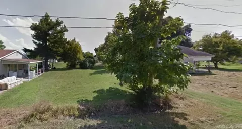15 E Acre E Orr St, Piggott, AR 72454