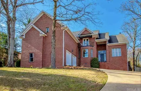 5205 N Hills Blvd, North Little Rock, AR 72116