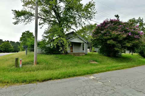 Exterior - 1111 S Third St, Mena, AR 71953 photo 1 of 5