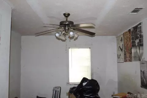 2204 E Pullen St, Pine Bluff, AR 71601 photo 33