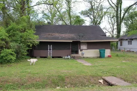 2204 E Pullen St, Pine Bluff, AR 71601 photo 10