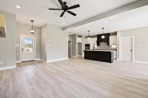 Living - 5013 Clover Brook Dr, Bryant, AR 72022 photo 5 of 5