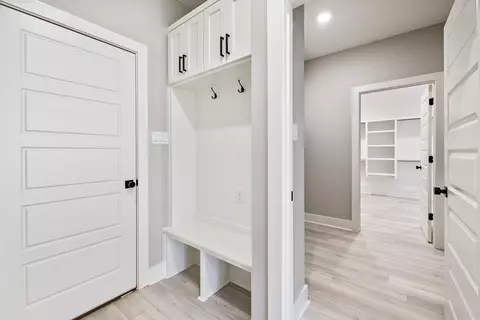 Entry Way - 5013 Clover Brook Dr, Bryant, AR 72022 photo 2 of 4