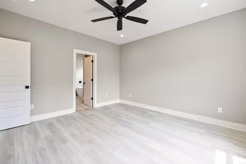 Bedroom - 5013 Clover Brook Dr, Bryant, AR 72022 photo 2 of 5