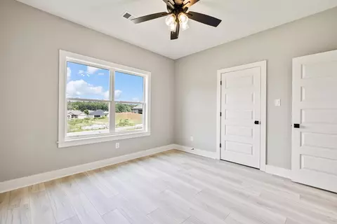 Bedroom - 5013 Clover Brook Dr, Bryant, AR 72022 photo 4 of 5