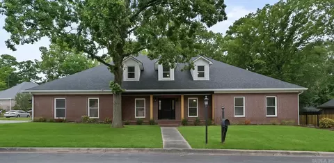 14 Aberdeen Dr, Little Rock, AR 72223