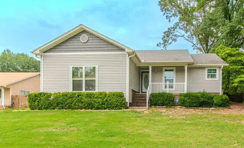 Exterior - 16 Hickory Ridge Dr, Benton, AR 72015 photo 1 of 13