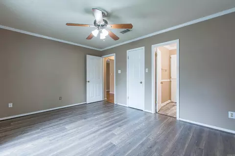 Bedroom - 16 Hickory Ridge Dr, Benton, AR 72015 photo 2 of 7