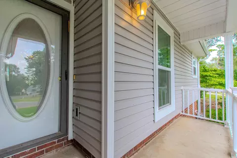 Exterior - 16 Hickory Ridge Dr, Benton, AR 72015 photo 2 of 13