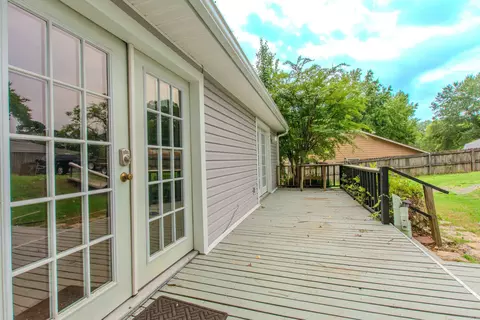 Exterior - 16 Hickory Ridge Dr, Benton, AR 72015 photo 3 of 13