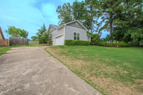 Exterior - 16 Hickory Ridge Dr, Benton, AR 72015 photo 10 of 13