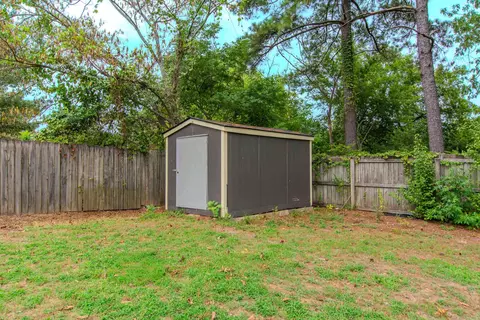 Exterior - 16 Hickory Ridge Dr, Benton, AR 72015 photo 5 of 13