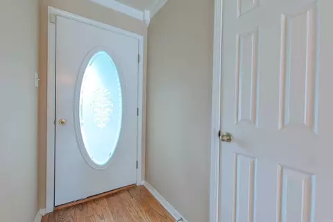 Entry Way - 16 Hickory Ridge Dr, Benton, AR 72015 photo 1 of 1