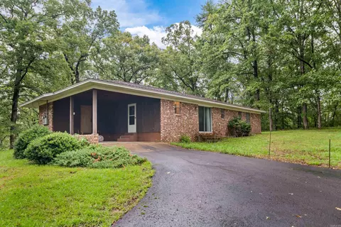 Exterior - 395 Riveroaks Rd, Malvern, AR 72104 photo 2 of 8