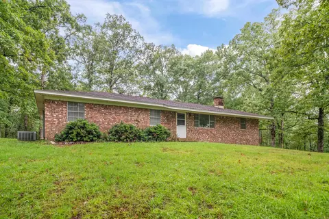 Exterior - 395 Riveroaks Rd, Malvern, AR 72104 photo 6 of 8