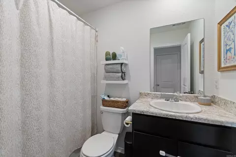 Bath - 41 Oak Leaf Dr, Conway, AR 72032 photo 2 of 2