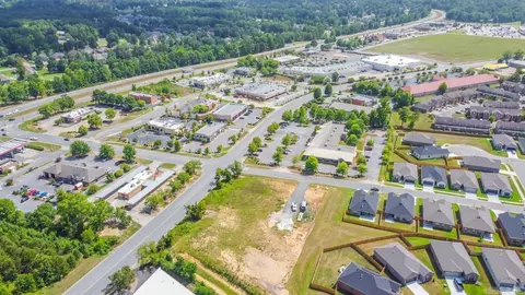 00 Club Manor Dr, Maumelle, AR 72113