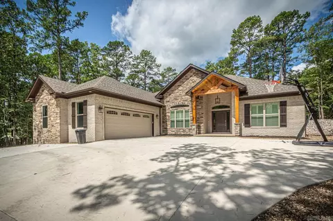 11 Campeon Cir, Hot Springs Village, AR 71909