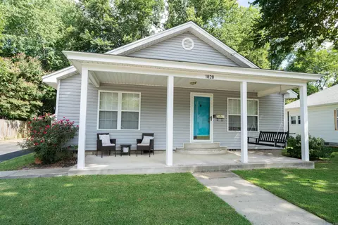 1828 Lee Ave, Conway, AR 72034 photo 2