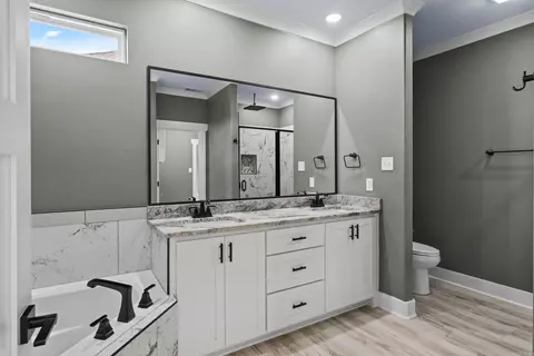Bath - 26 Calvados Ct, Cabot, AR 72023 photo 1 of 5