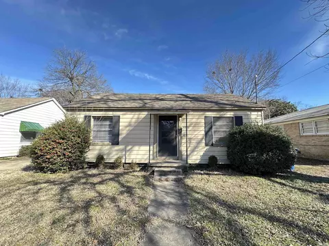 4821 Rogers St, North Little Rock, AR 72117