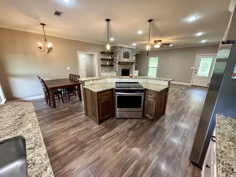 Kitchen - 22 Beulah Dr, Greenbrier, AR 72058 photo 1 of 1