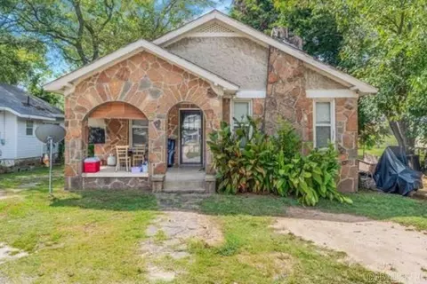 4 N House Package N Poplar St, North Little Rock, AR 72114