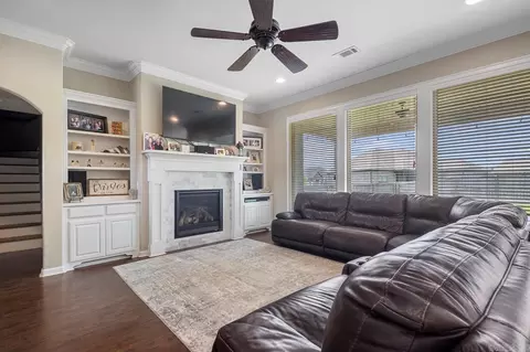 Living - 6101 Remington Dr, Bryant, AR 72022 photo 2 of 2