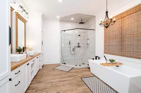 Bath - 274 Calhoun 23, Hampton, AR 71744 photo 7 of 11