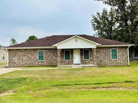 500 E Ingram St, Camden, AR 71701