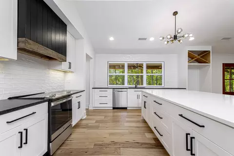 11196 Hinds, Benton, AR 72019 photo 6