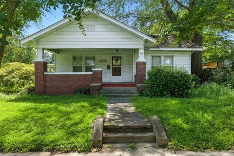 Exterior - 541 Mcbee St, Malvern, AR 72104 photo 2 of 9