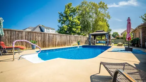 4320 Tree House, Conway, AR 72034 photo 6