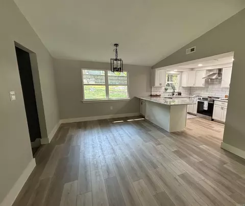 1212 Chris Dr, Benton, AR 72015 photo 9
