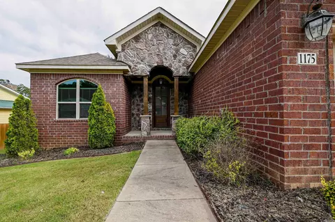 1175 Oak Glenn Loop, Bryant, AR 72022 photo 2
