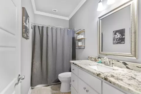 Bath - 6108 Remington Dr, Bryant, AR 72022 photo 1 of 4