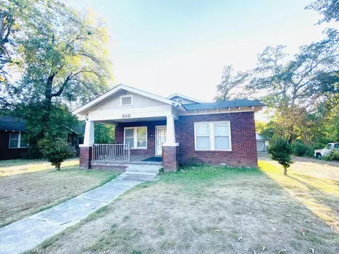 310 Helen St, Camden, AR 71701