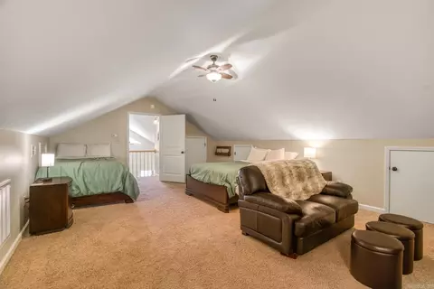 Bedroom - 175 Sylvan Dr, Greers Ferry, AR 72067 photo 7 of 7