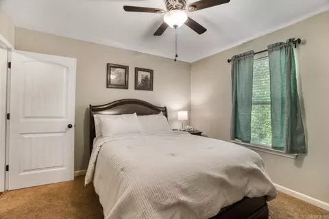 Bedroom - 175 Sylvan Dr, Greers Ferry, AR 72067 photo 3 of 7