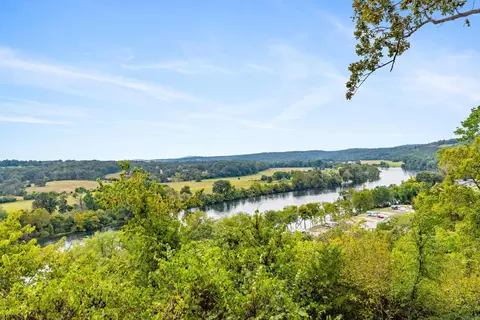 377 Virginia Lee Rd, Cotter, AR 72626