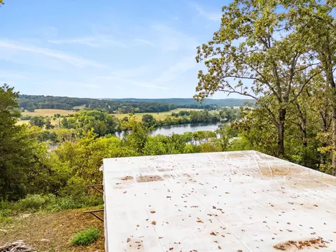 377 Virginia Lee Rd, Cotter, AR 72626 photo 3