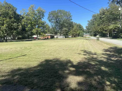 Exterior - 208 Moore St, Ward, AR 72176 photo 3 of 6