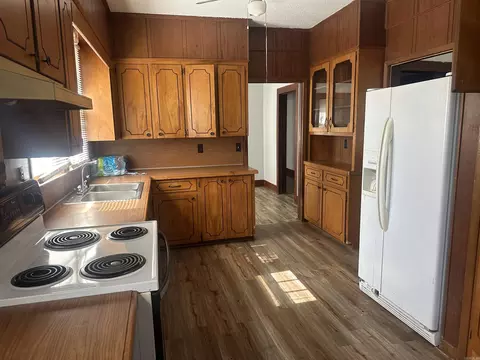 Kitchen - 208 Moore St, Ward, AR 72176 photo 2 of 3