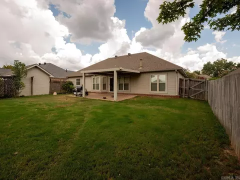 Exterior - 4011 Evergreen Dr, Benton, AR 72015 photo 6 of 8