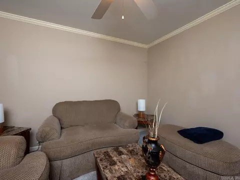 Living - 4011 Evergreen Dr, Benton, AR 72015 photo 4 of 4