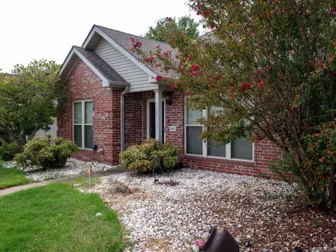 Exterior - 4011 Evergreen Dr, Benton, AR 72015 photo 3 of 8